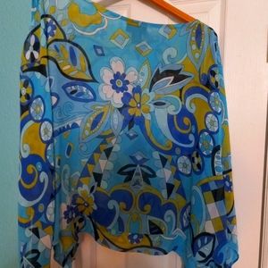 Turquoise top Timeless piece